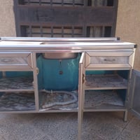 كاونتر سنك مستعمل للبيع السعر: 75 الف العنوان: السيدية  الرقم: 0773570...