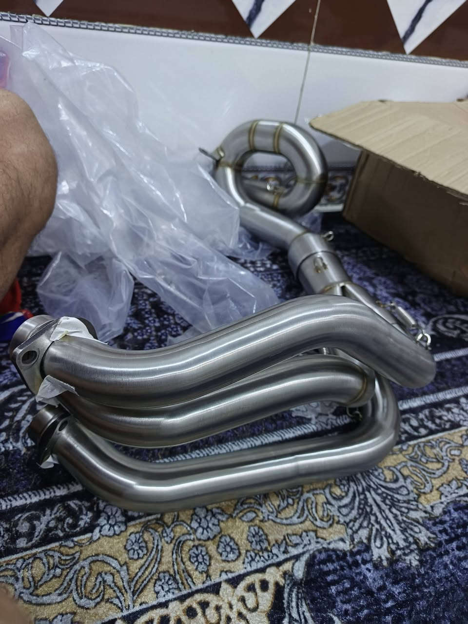صالنصة بهذا الشكل جديدة بالباكيت هي وغراضها كاملة قيم باليرضي الله وبالعافية
واتساب ***********
