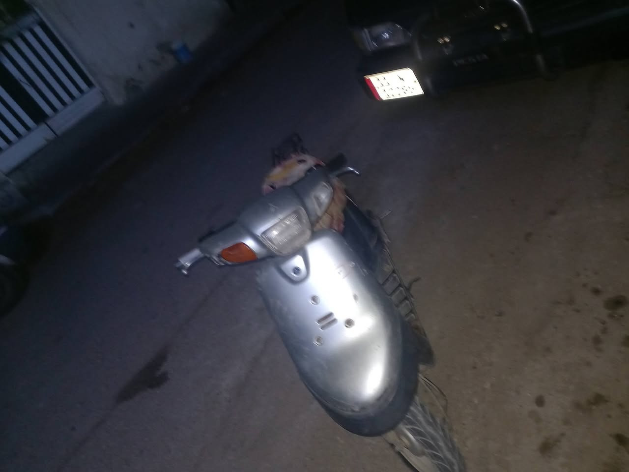 دراجه بطه للبيع السعر ١٢٥ المكان كربلاء حي العامل للستفسار متواجد بلفيس والرقم ***********
