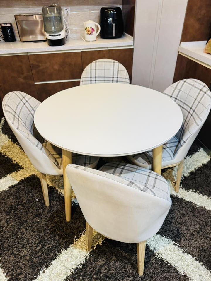 للبيع ثلاجة ومجمدة وميز طعام جديدات ونظيفات مكان حي الجامعة   للاستفسار.  (***********)
(***********)
