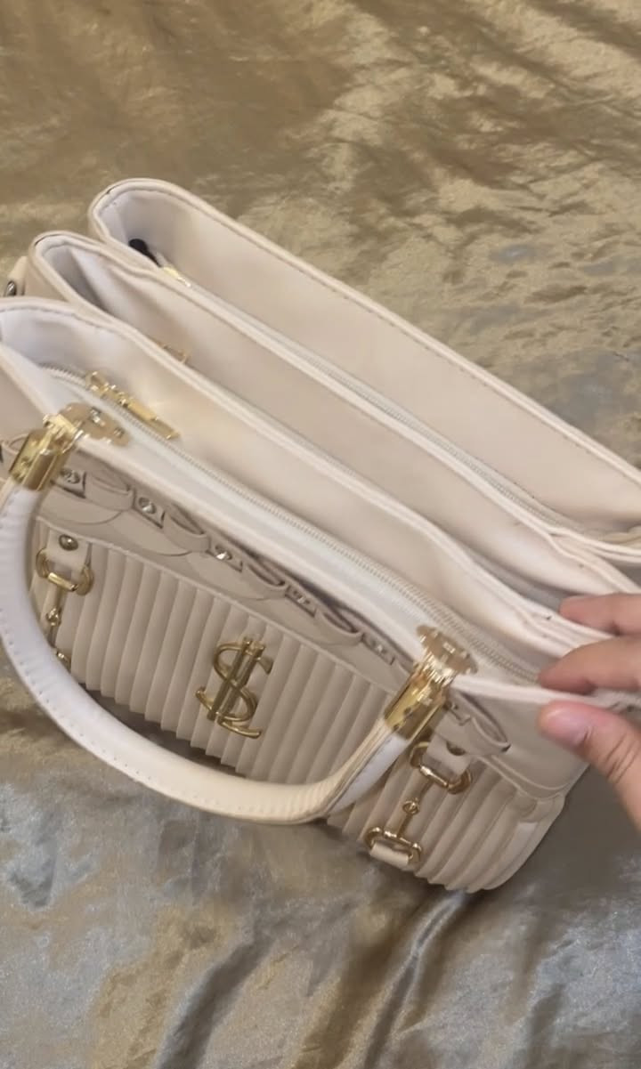 جنـط نظاف واصليات ومابيهم ااي عيب القـطعة 5


**إذا كنت صاحب هذا الإعلان وتريد حذفه لأي سبب، رجاءا أرسل رسالة إلى الدعم الفني**