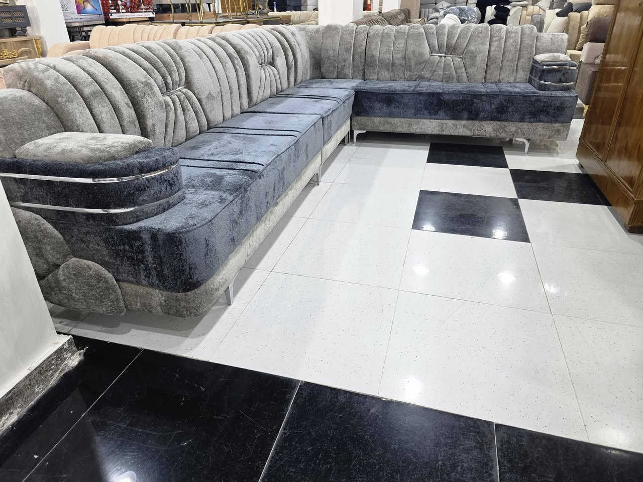 👈معرض ابو فواز للاثاث المنزلي الجمله والمفرد👉

ديوان شغل عراقي احطاطه 7متر 11 مقعد خشب بلوك اسود ١٨ ملم سفنج ١٠ سم قماش خاولي جديد  رجلين حديد ثقيل ضمان العمل 5 سنه بسعار مناسبه 🌹 زورونا تجدون كل ماهوه جديد 

#ملاحضه_متوفر_جمله_لصحاب_المحلات 

 العنوان تكريت شارع الزهور مقابل كليه تربيه البنات مجاور الناصر مول الاستفسار والاتصال بل ***********
***********اتصال
***********واتساب فقط
