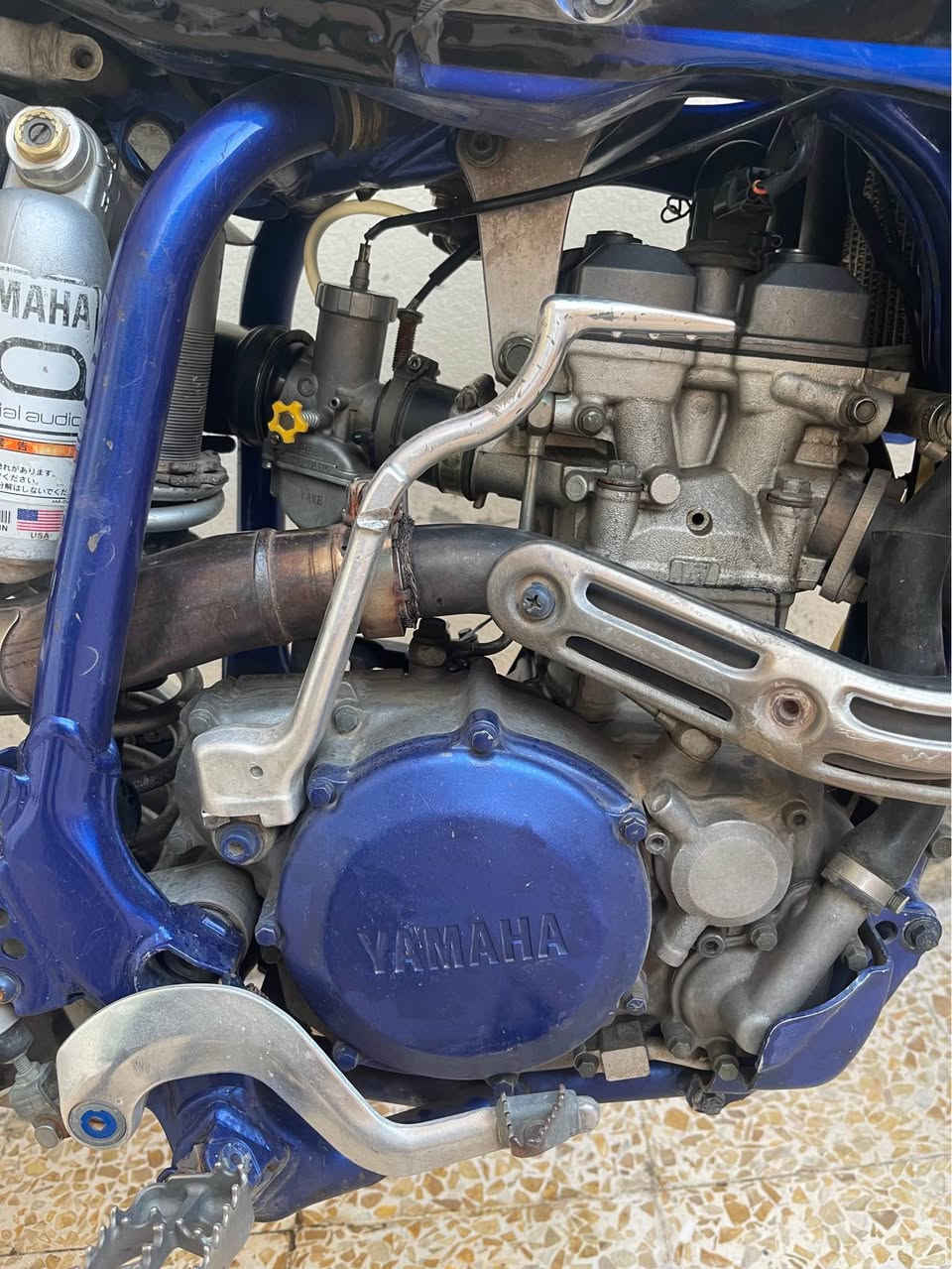 yamaha yz 250f 
قەفاز یابانی 
مۆدێل 2003
گزۆز سپۆڕت
بەشەرتی ئەوەی لە گێر ٥ پێشی هەڵستی
گێڕ و مەکینە بەشەرت
سعری١٦ وەرەقە و مەحامەلە
قست و گۆرینەوەم نیە
هەولێر أربيل, العراق


**إذا كنت صاحب هذا الإعلان وتريد حذفه لأي سبب، رجاءا أرسل رسالة إلى الدعم الفني**