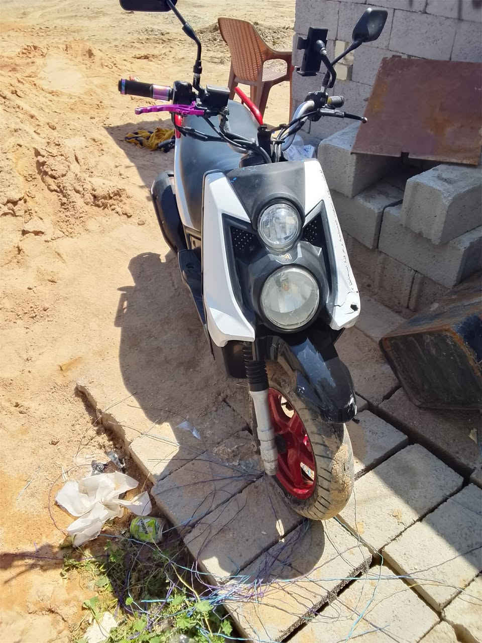 دراجة سكنس جبلي ونضيفة مكينة ماملعوب بيهة كاملة علة اخر حباية السعر 750وبيهة مجال 
للستفسار ***********
