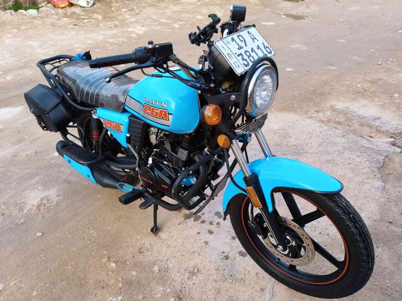 دايون موديل ٢٣ مرقمة كربلاء دولي باسمي السنوية محرك ٢٠٠ كتابة حمرة كهربائياته كلهة شغالة كفالة عامة من كلشي ما ناقصة برغي على ايدي وكيلهة البغدادي ودهن إلي استعملة الهة موضح بصورة للعلم الدراجة من الوجبة النزلت حديدهة متيين
مكاني نجف حي رحمة 
السعر ٢٦٠٠ وبيهة مجال بسيص
للاتصال ***********
