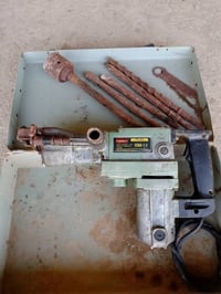 للبيع مكينة لحيم  جديده باله اصلي ما مستعمله  و درين همر ريشان هوه وبر...