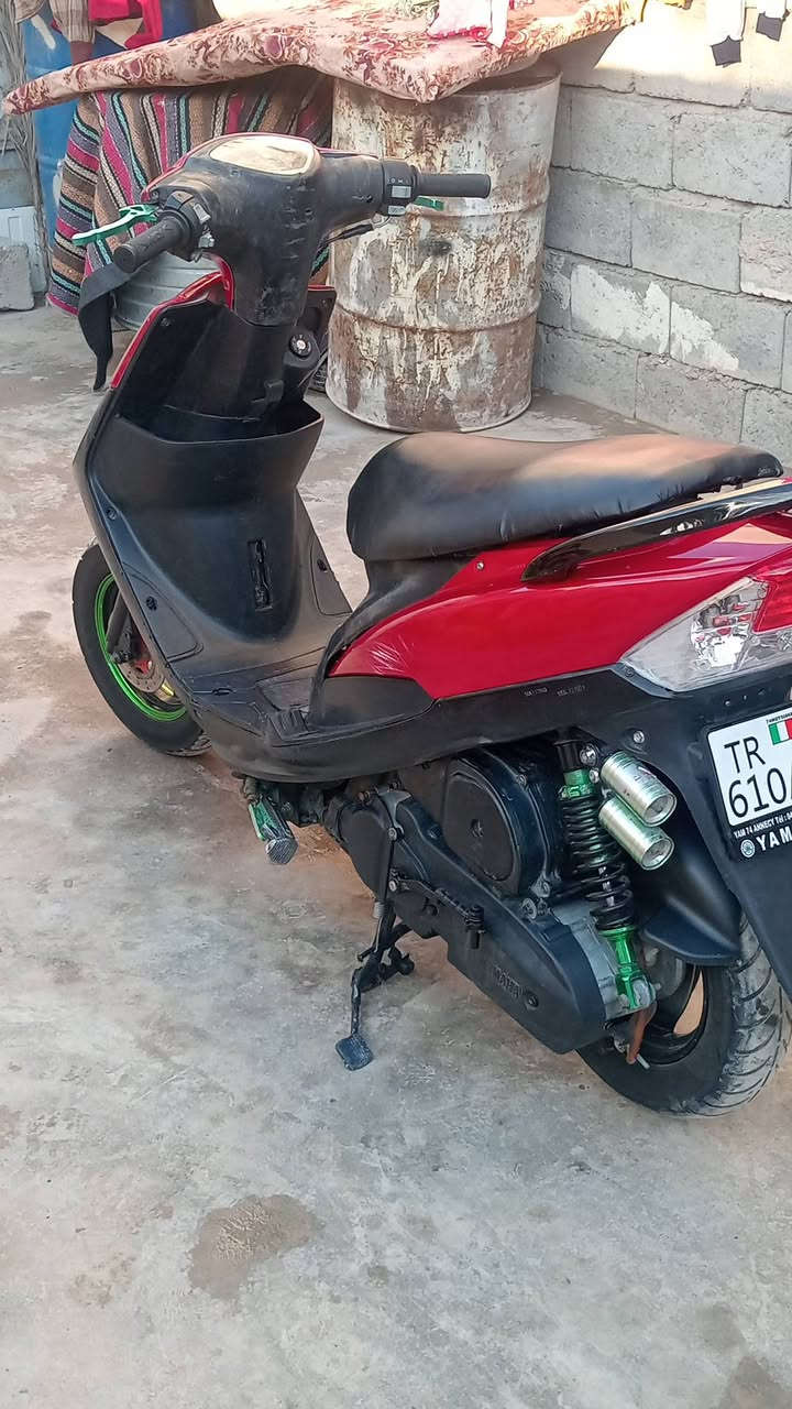 يا الله يارزاق 
السلام عليكم 
دراجة ماكس عدلة للبيع 
بوشة 49 بلاد
كهربائيات كل شغالة 
نكرة سلف 
سلف من اول ديرة و هندر 
(دراجة نضيفة 95% مكينة ناعمة خير من الله)
السعر 575 وبيها مجال حك الجية للاتصال ***********
