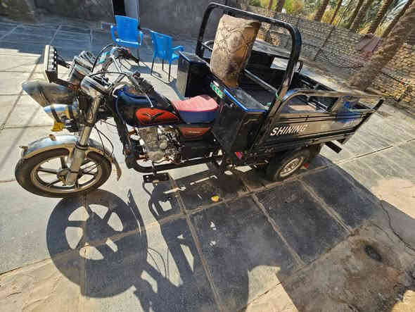 السلام عليكم اخوان ستوته للبيع موديل ثنين و20 المحرك واحد و20مكفوله كفاله عامه من الدعاميه الدعامية اوراق أصولي تعال وشوف بعينك المايشتري لايكسر بحلال العالم يرحم والديك السعر مليونين وبيها مجال بسيط حك الجيه العنوان بابل شارع الزبار رقمي ***********
