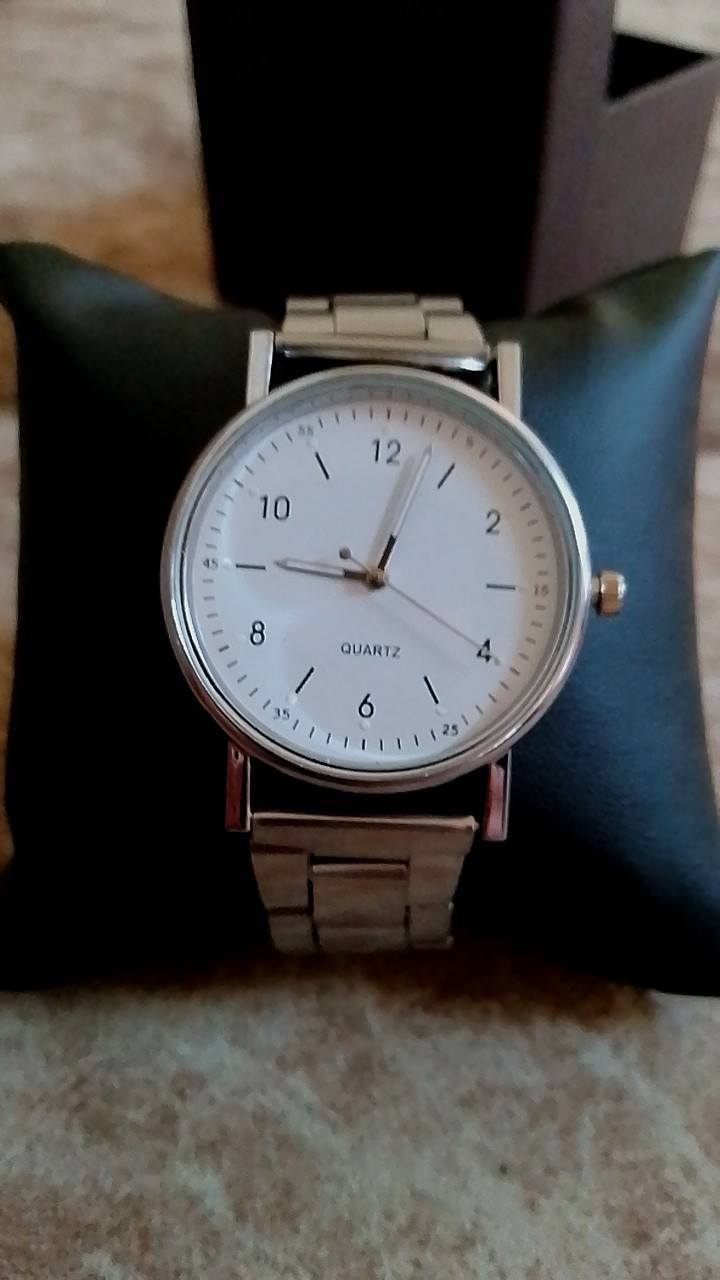 تخفيضات🤩
⌚ دفعة محدودة جداً — فقط 4 ساعات متوفرة

تصميم فاخر وخامة ممتازة تعطيك مظهر أنيق وهيبة بكل وقت ✨

🔥 سعر الساعة الواحدة: 15 ألف

🔥 سعر ساعتين: 25 ألف مع توصيل مجاني

🔥 الأربع ساعات كاملة: 45 ألف مع توصيل مجاني

✅ فحص أمام المندوب لضمان راحتك وثقتك

🇮🇶 التوصيل متوفر لكل محافظات العراق

الكمية محدودة والحجز للأسرع ⏳

للحجز مراسلتنا على الصفحة أو

واتساب ***********
