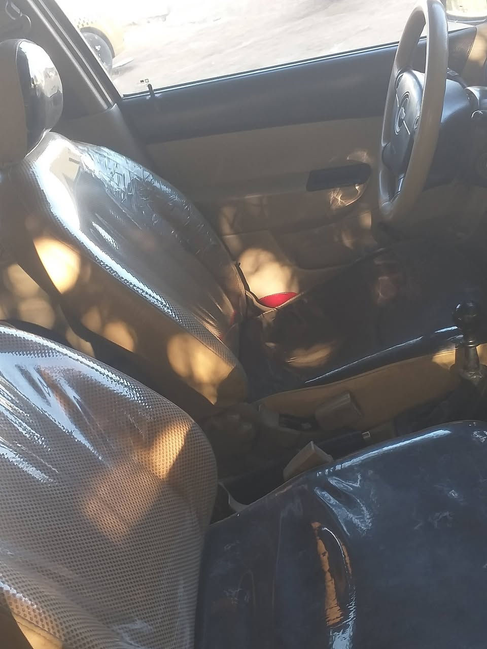 افيو مكفوله كفاله عامه مكينه وكير وحداديه وبديها مكفول السياره جاهزه السعر 55وبيها مجال بسيط ***********
