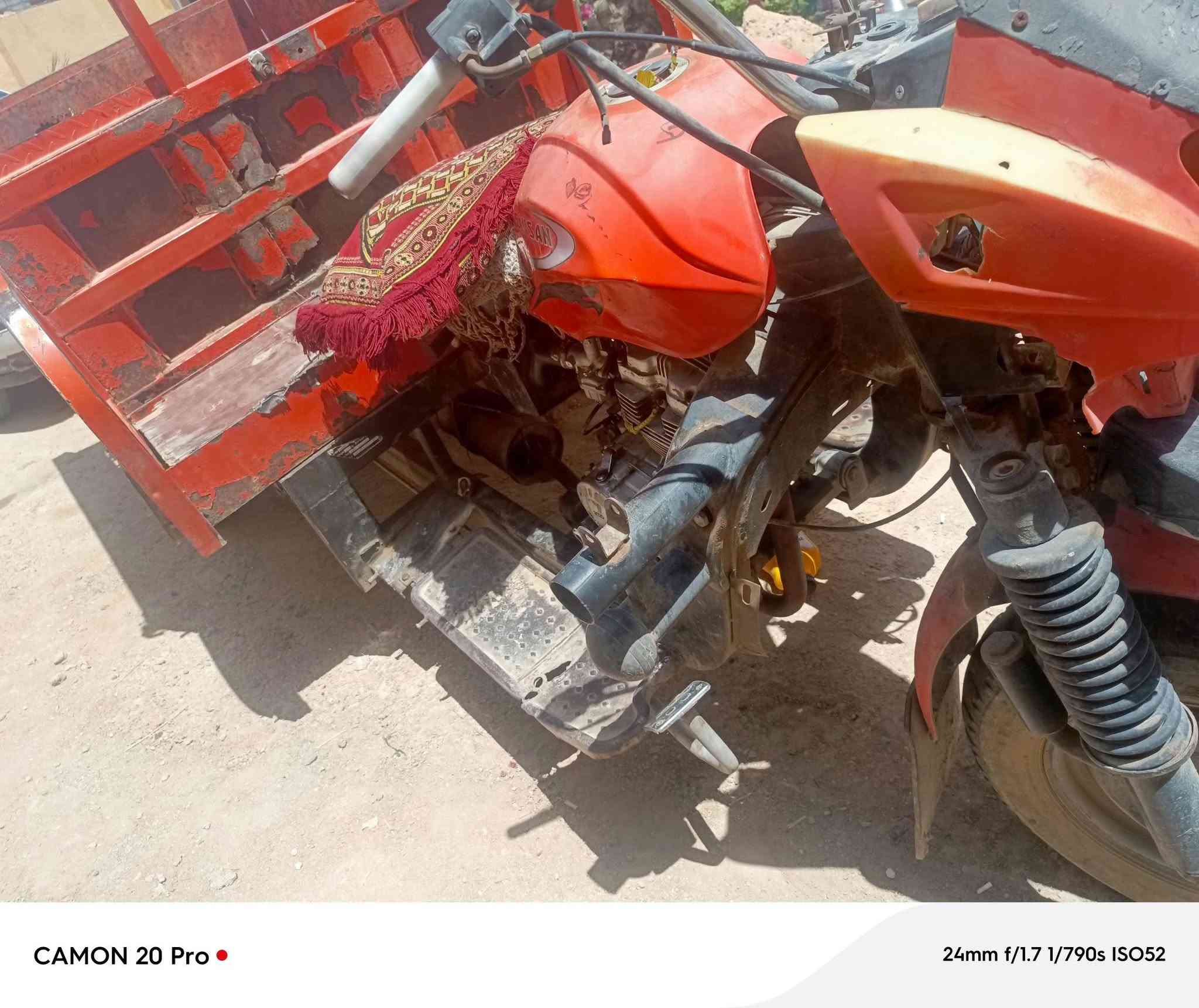 ستوته دايون للبيع سعر 575 وبيها مجال
شاصي نضيف مكينه ما مفتوحه ستوته كلك اوراقها ضايعه اكفلك سرقه وعشاير ***********

 عنوانها ديوانيه شاميه
