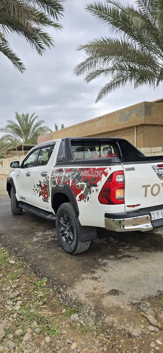 للبيع تويوتا هايلوكس 6 سلندر فورويل 2022 رقم بغداد بسمي سنويه وارقام جديد

السعر 318 وبيه مجال مكان السياره بغداد 

مكفولة عدا شخوط بسيطه بالدعاميه الاماميه 

فول مواصفات بصمه تبريد قطعتين تبريد بالكشنات تحكمات حساسات أمامية وخلفية كامره 
كير محرك اكسل صدر مكفول تخم تاير  
***********
