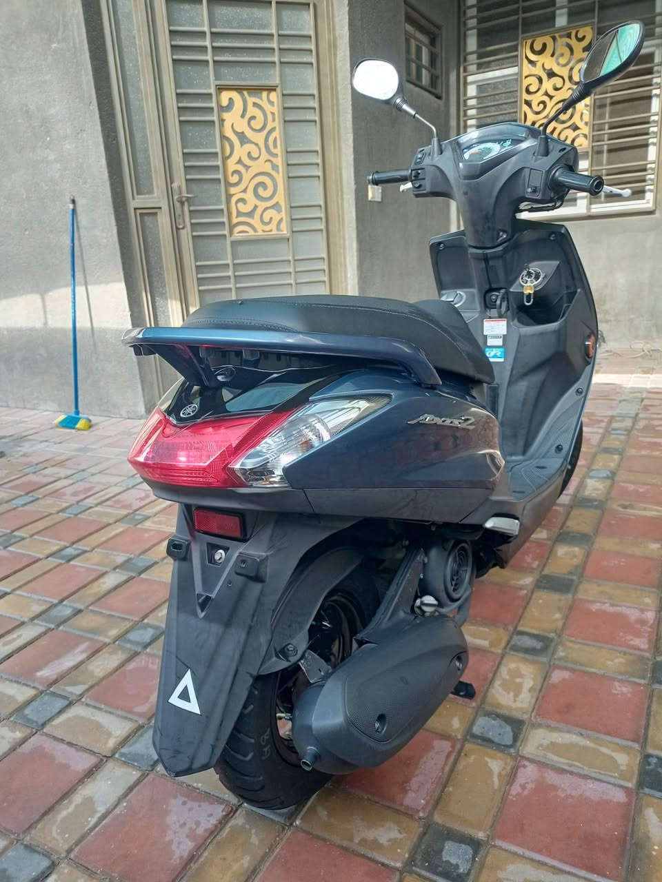 للبيع دراجه (اكزز z) موديل 2018
دراجه حاويه نضيفه جدآ سرعتهه 140 السعر 14ورقه وبيه مجال بسيط ***********
