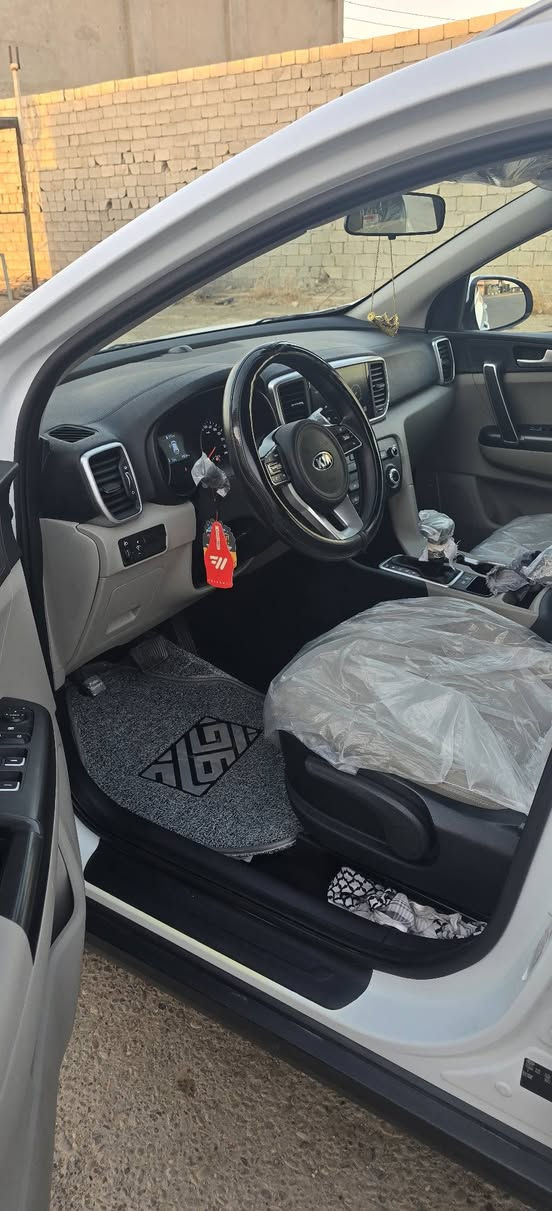 سلام عليكم ورحمة الله وبركاته كيا سبورتج موديل 21 خليجي مكفوله كفاله عامه ماعده بارد كد شبر مواصفات برراما حساس امامي خلفي كامره تحكم استيرن جهتين مكينا 2000 دوش ماشيه 77 رقم اربيل بسمي تريد وكاله تريد تحويل العنوان بغداد شهداء العبيدي السعر 200 رقم الهاتف ***********
