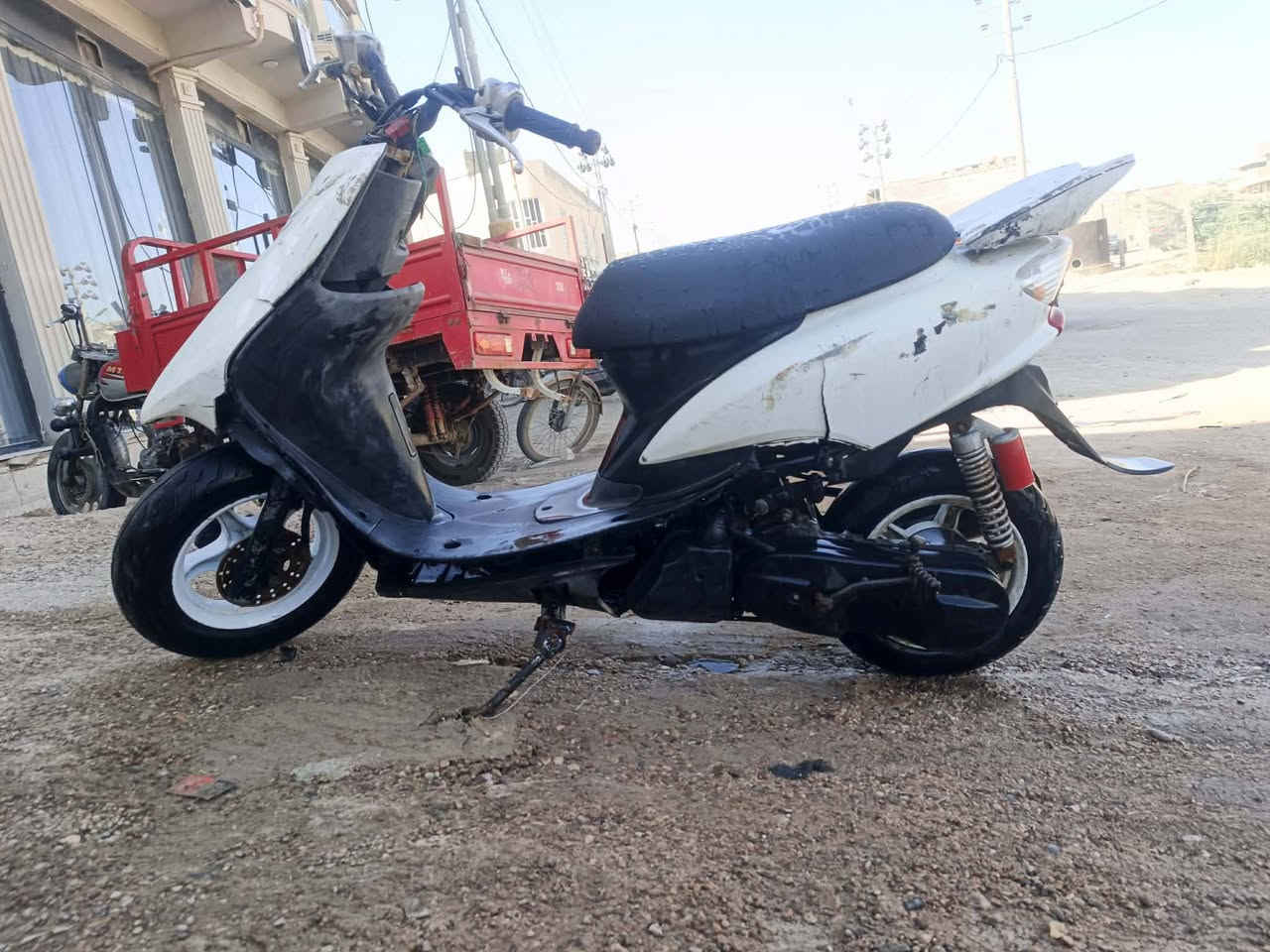 سلام عليكم عصفوري رياضي للبيع دراجه مكينه ناعمه ما تنسمع كهرباءيات شغاله مكاني بصره قضاء المدينه هاذه رقم صاحبه للستفسار اكثر وسعر يمه *********** مكلف بل نشر
