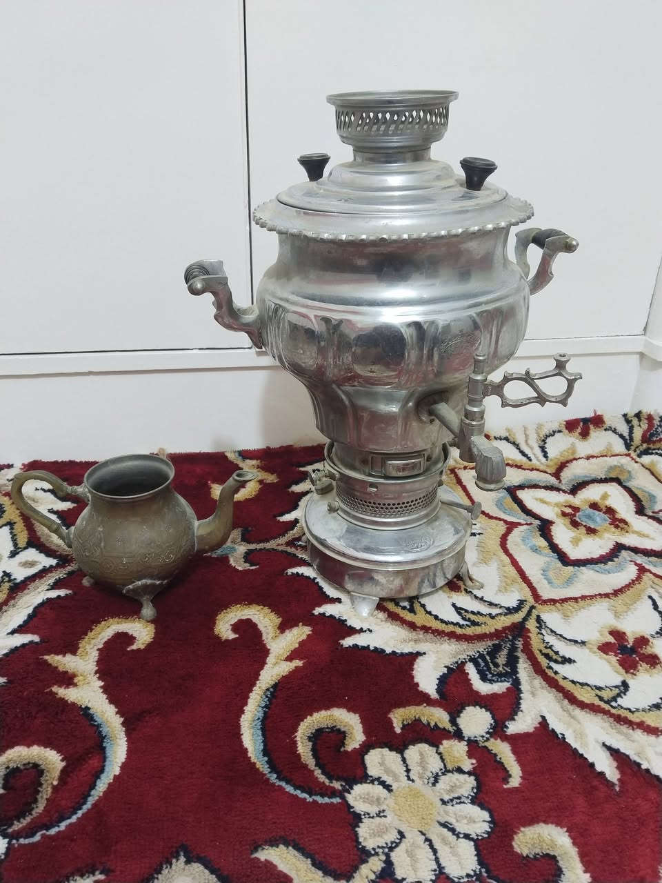 غراض نحاس للبيع ***********
