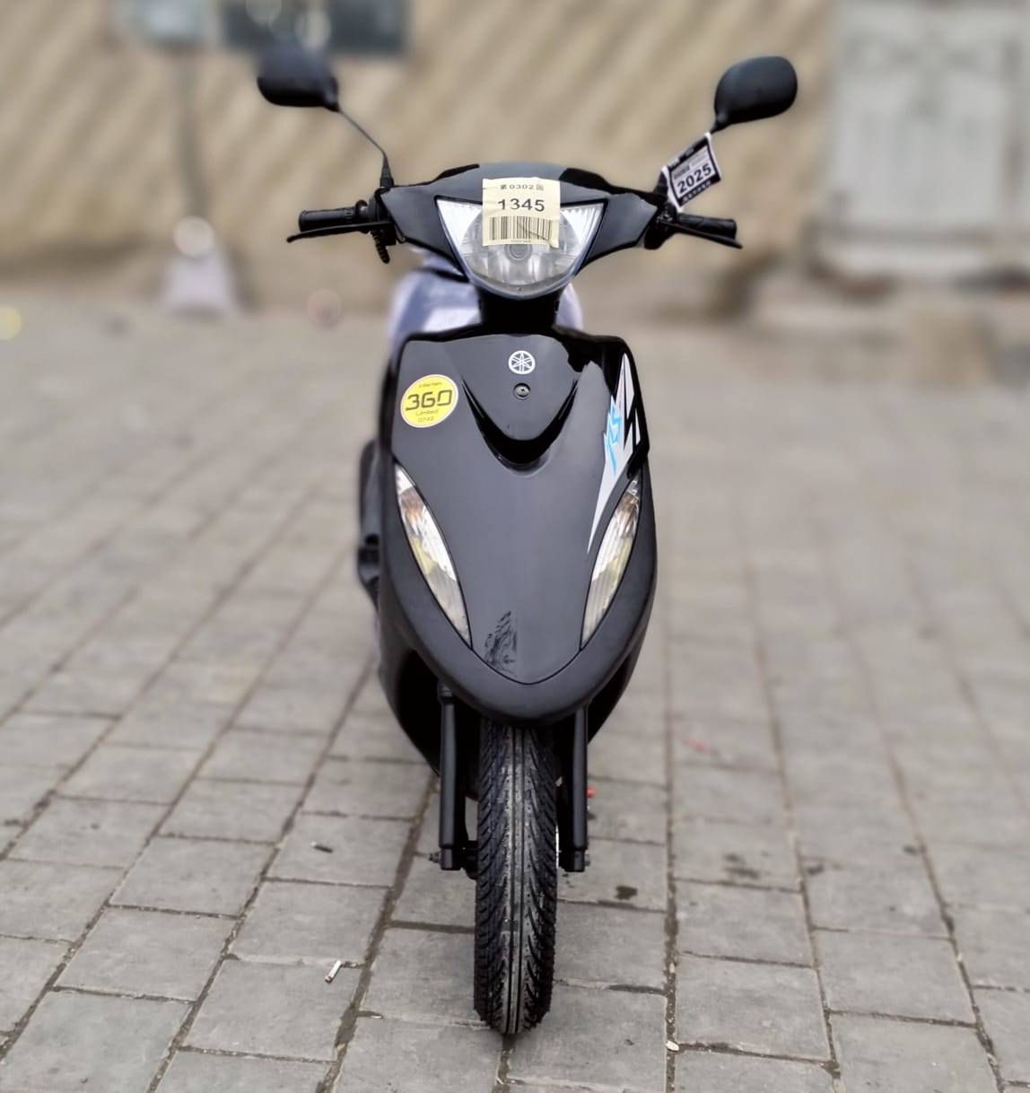 سلام عليكم شباب دراجه للبيع ماكس نظافه 80% الشراي يدخل او يخابر *********** العنوان مدينه الصدر
