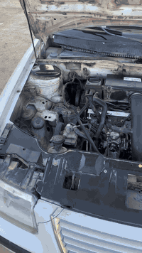 السلام عليكم سياره سمند للبيع موديل 2010 شكل لل11كهربائيات كولها شغاله تايرات جدد محرك خير من الله وگير جديد فرنسي سياره مكفوله بيها البنيد والجاملغ  مكاني كربلاء الحسينيه العطيشي  السعر 31 وبيها مجال بسيط 
***********
