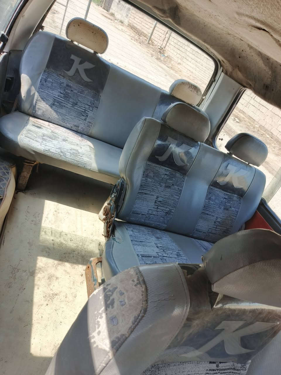 اللهم صلي على محمد وآل محمد 
بريجو لبيع سيارة جاهزة رقم الماني 
محرك كير اكسن خير من الله 
تايرات دواخل جدد. راعيهة موجود 
السعر 43 بي مجال 
المكان البصرة ابو الخصيب 
***********
