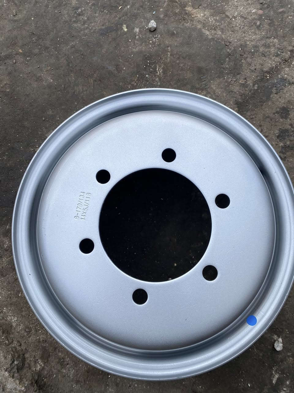 سلام عليكم جماعه الفحل يوجد تحوير كافات انواع السيارات الحمل ازوزه كنتر هونداي سدادت 27 فحل ويلات 14 فحل جميع انواع السيارات محل باسم البدري ***********
