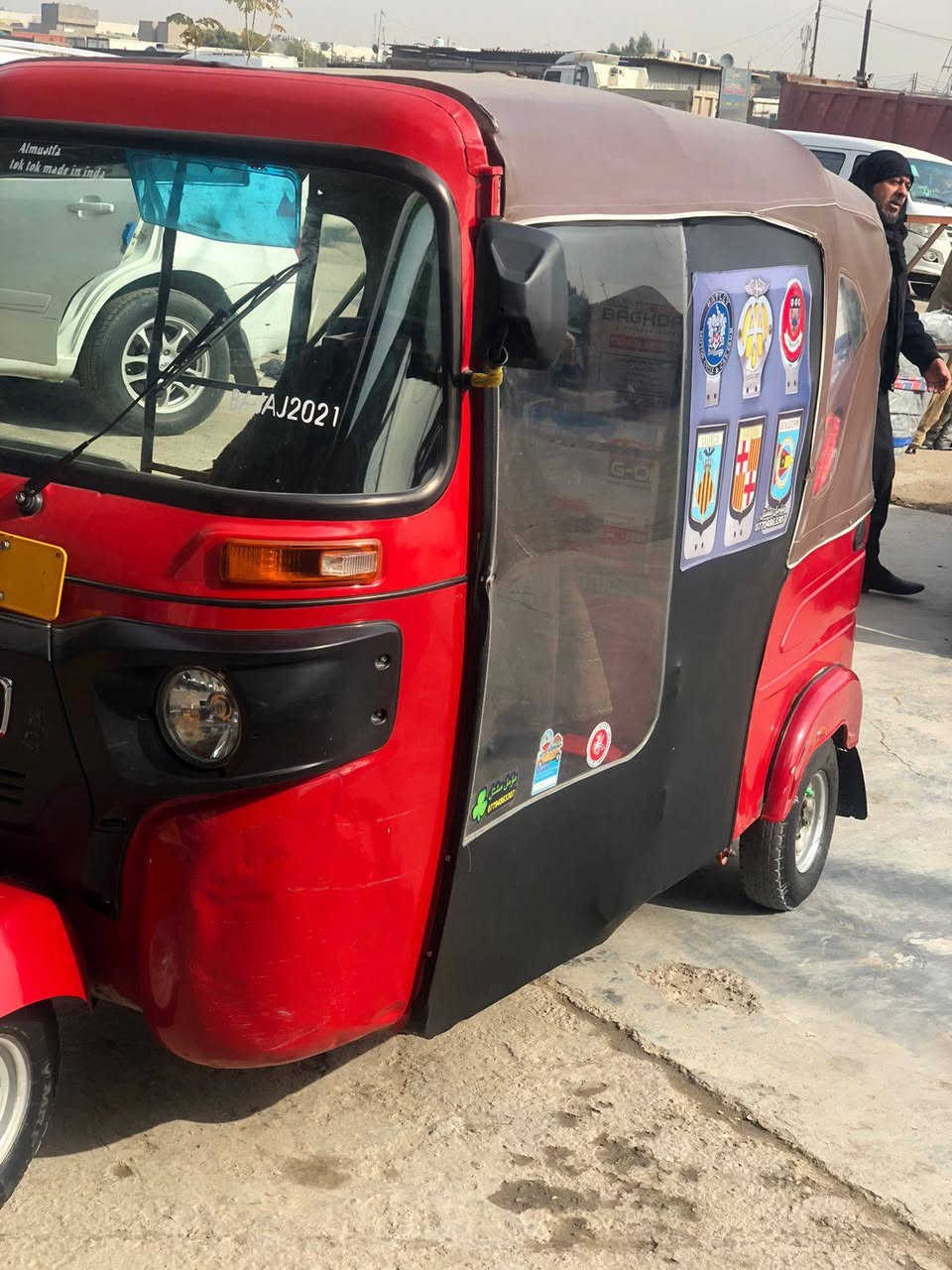 سلام عليكم تكتك لمصطفى 21رقم وسنويه بسمي ضررهه لغود شي بصيط مكينه مجفته تجفيت شركه تجفيت موشرك مكينه وتكتك حلوه الله شهاد لبلديات شارع لمرور رقم الهاتف ***********
