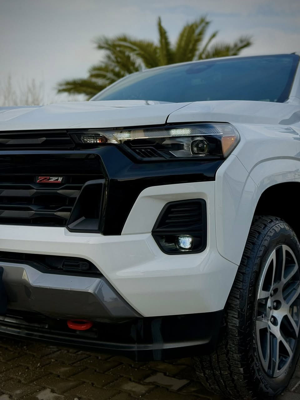 CHEVROLET COLORADO Z71
شفرليت كولورادو Z71
موديل 2024
دبل اكسل
 نيزام اوف رود off road ,snow ,mud ,Terrain,
شاشه كبير 
گيج الكترون
كاميرا 
به سمه تشغل عن بعد
رادار امامي جانبي خلفي 360 
اميرجينسي بريك
Carplay,wifi,navigation,off-road pages,
اوتو هولد 
اوتو ستارت ستوب
بريك بسمه
واير ليس جارج 
لايت ليد و زينون بگ لايت ليد
كشنات كهرباء
كشنات هيتر 
ستيرن هيتر 
محرك 4 سلندر  2.7 تيربو 
ماشيه 7 الف كيلو فقط 
ربع بودي صبغ بدون ايرباك بدون دواخل 
بدون رقم تترقم شمالي فقط 
📍مكان سليماني 
📞***********

