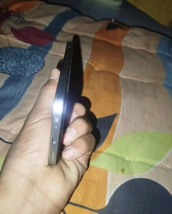 مبايل سمارت9
اخو جديد بسعر 150وبي مجال 
للستفسار***********  
مكاني الديوانيه
