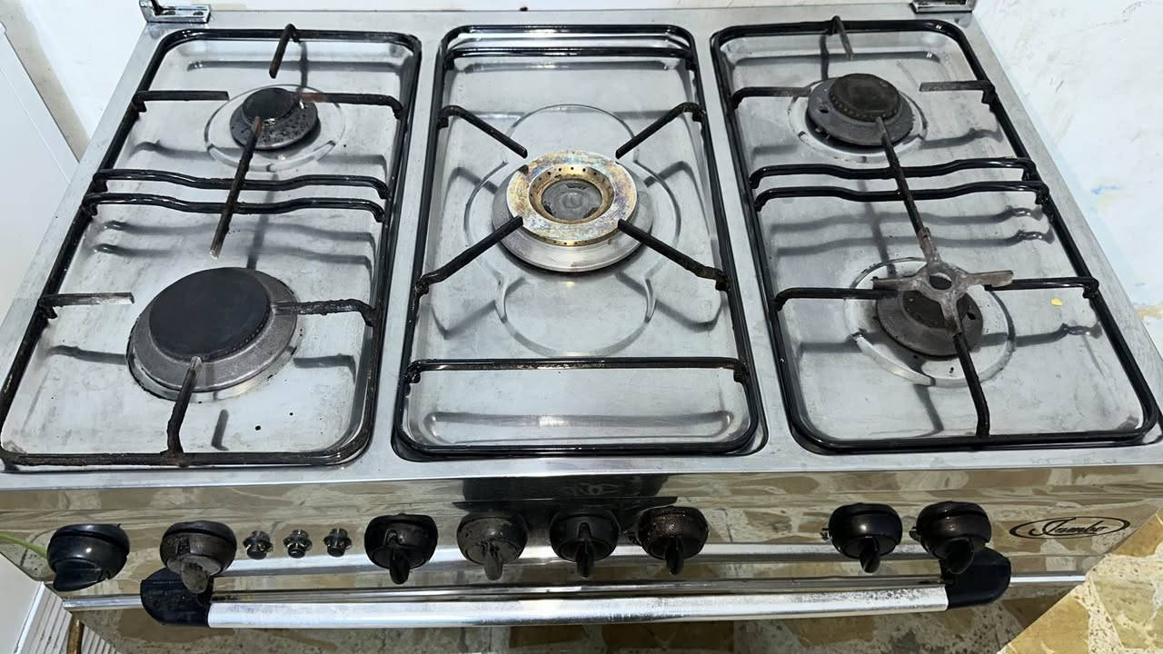 طباخ 5 عيون كلهن شغالات
اريده 175 وبيه مجال الزبير, البصرة


**إذا كنت صاحب هذا الإعلان وتريد حذفه لأي سبب، رجاءا أرسل رسالة إلى الدعم الفني**