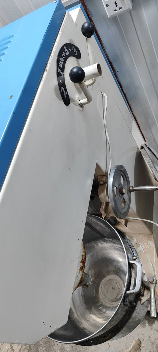 للبيع بغداد الغزالية
سعر 780
خلاط سوري جدا جدا نظيف 60L


**إذا كنت صاحب هذا الإعلان وتريد حذفه لأي سبب، رجاءا أرسل رسالة إلى الدعم الفني**