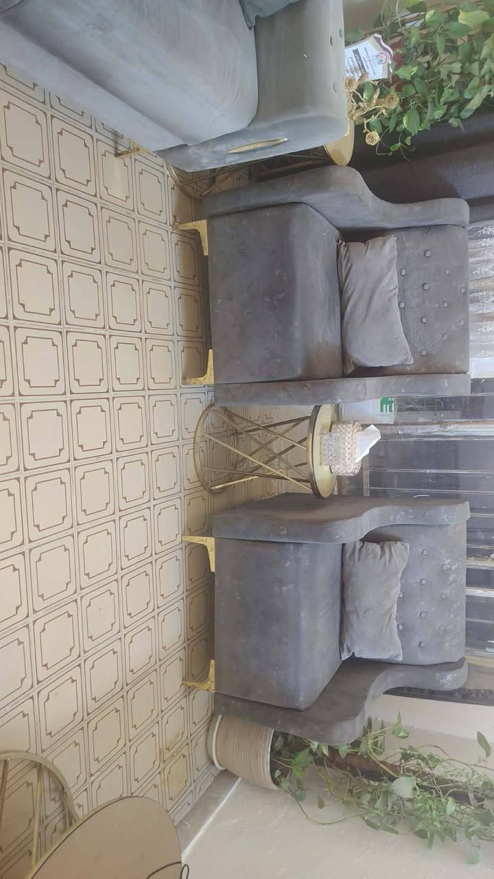 250 وبي مجال للشراي بغداد مع الكوشات والمفرش هديه


**إذا كنت صاحب هذا الإعلان وتريد حذفه لأي سبب، رجاءا أرسل رسالة إلى الدعم الفني**