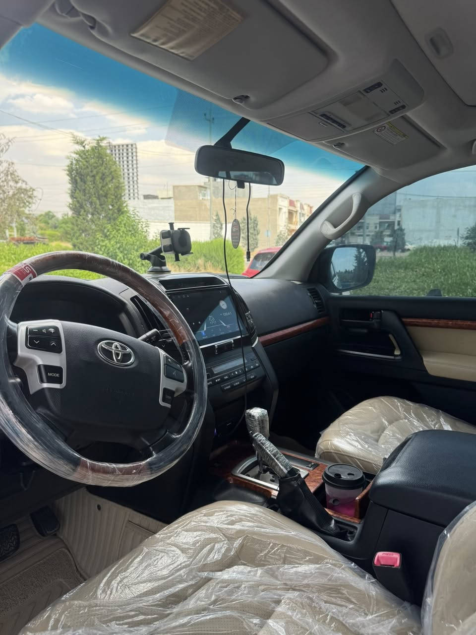 2012
GXR
واحید قطعە سبخ
سعر مناسب
315$
سەنەوی جدیدە فەحس جدیدە رەقم اربیل 
*********** whats App
