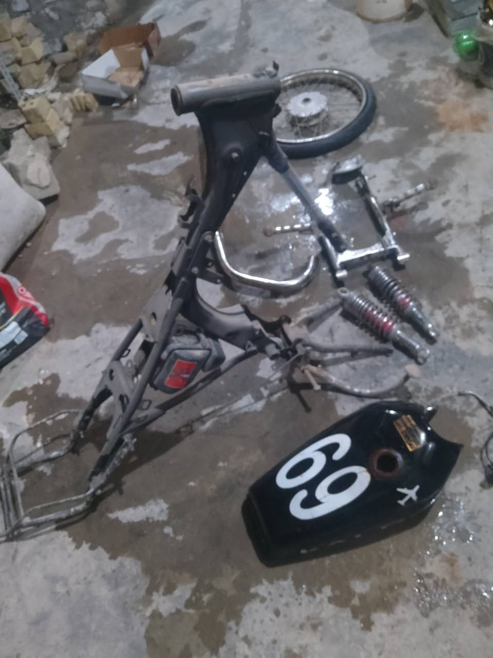 للبيع


**إذا كنت صاحب هذا الإعلان وتريد حذفه لأي سبب، رجاءا أرسل رسالة إلى الدعم الفني**