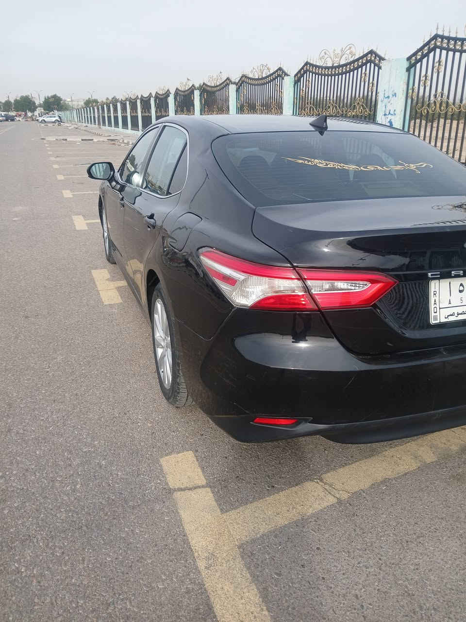 كامري ١٩ حادثها بس دعاميه وهنا بالعراق صار جاملغ خلفي وطخات ونصبغت حزام رقم معوقين بصره صارت حره السياره جاهزه السعر ١٣٧ وبيها مجال ***********
