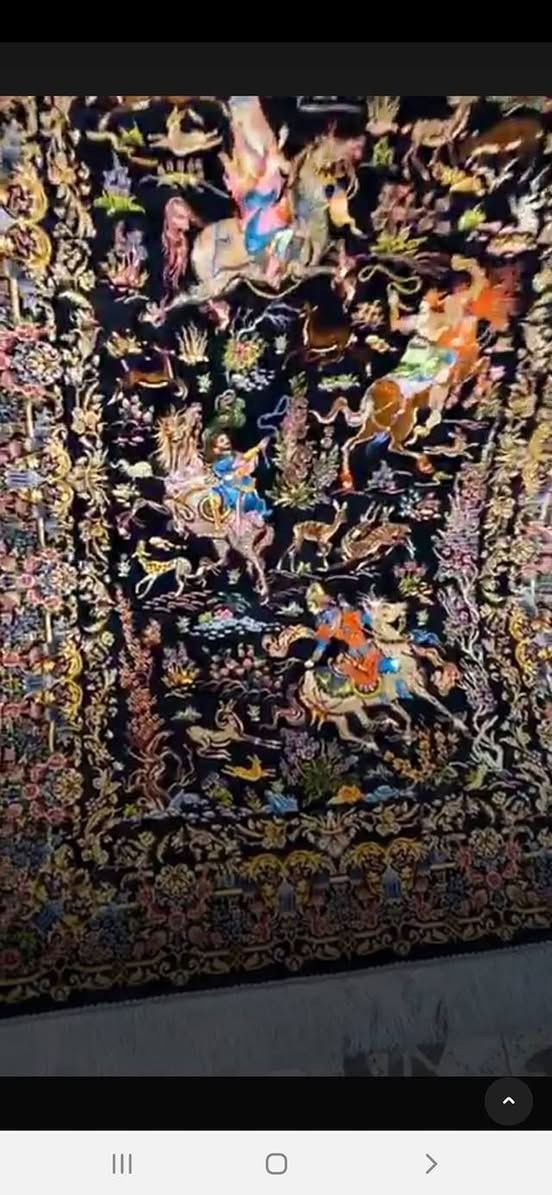 زولية حرير طبيعي ايراني ماركة ( قم ) رحلات صيد الوان زاهية مرغوبة والابعاد 100 × 150سم ،،،،حصريا لدى الدار العالمي للانتيك 

       ***********    واتساب & فايبر
