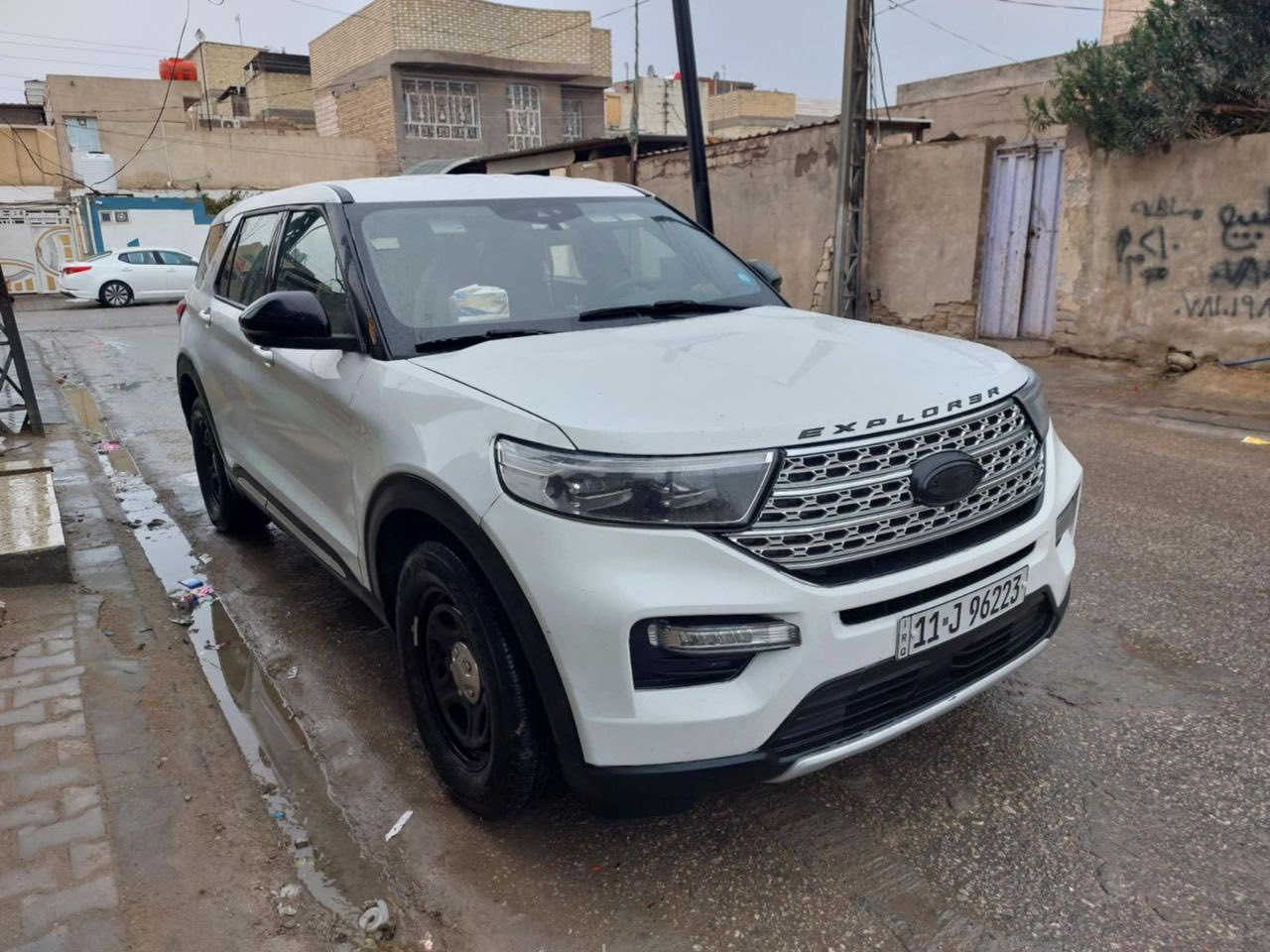 فورد اكسبلور بوليسي 2022✅

سعرها ادخل ع رابط https://t.me/carssofiraq/15281

السيارة بيها:
 • حساسات أمامي وخلفي ويا كامرة
 • مانع تصادم
 • تنبيه بالمراي (النقطة العمياء)
 • تحكم تايرات + ويل بوليسي ما ينزل بنجر
 • بصمة تشغيل وتشغيل عن بُعد
 • تابوت كبير
 • 7 ركاب

السيارة نظيفة، بيها حادثة موضحة بالصور
رقم بغداد دولي
السيارة باسمي والتحويل ثاني يوم
المكان: النجف الأشرف
الاتصال: ***********
.
.
🚗اعرض سيارتك ع اقوى قناة تلكرام للبيع و شراء سيارات ادخل ع رابط 
👇👇
https://t.me/carssofiraq
