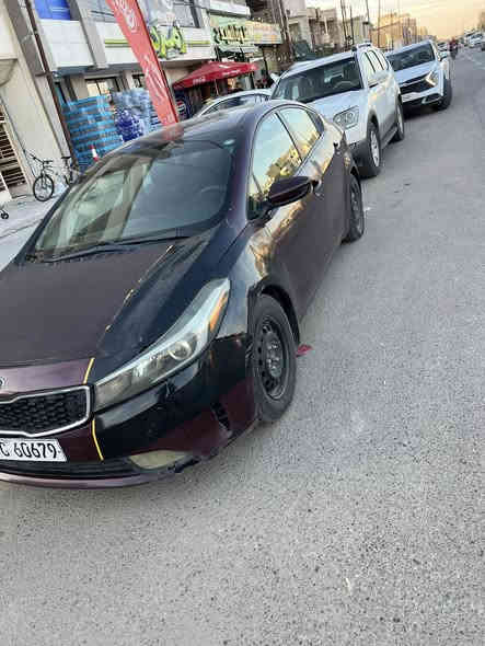 سلام عليكم كيه فورتي للبيع موديل 2018بيه صبغ 5قطع صبغ سعر 103بيه مجال بسيط مكان سيارة حي جهاد ***********
