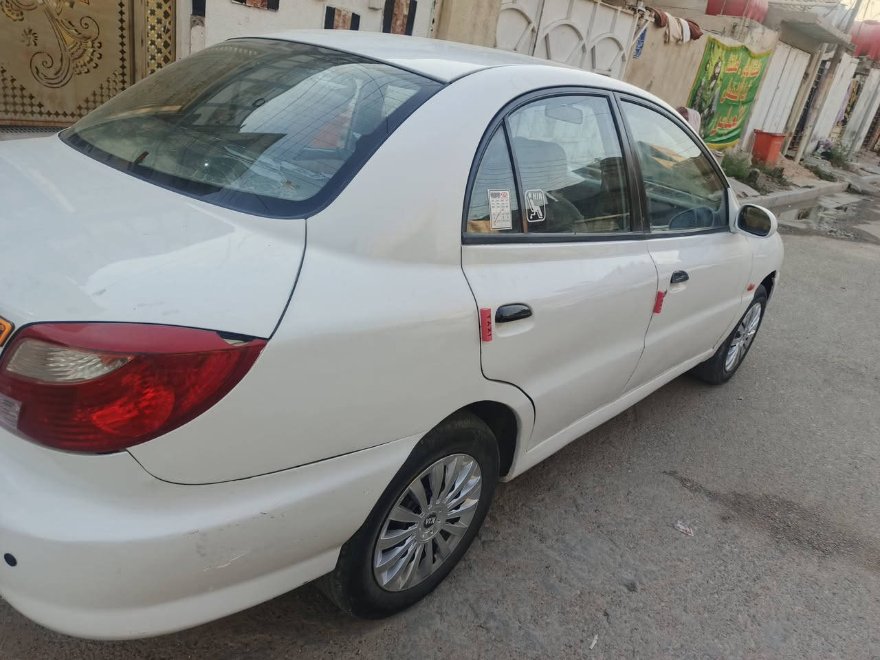 كيه ريو مديل2000سياره مكينه كير خير من الله تبريد ثلج كير عادي حساسات خلفيه رقم ديالى دولي جديد بسمي تحويل ثاني يوم هزه جديده سعر27وبيهه مجال مكاني الكفاءات مال عبيدي***********
