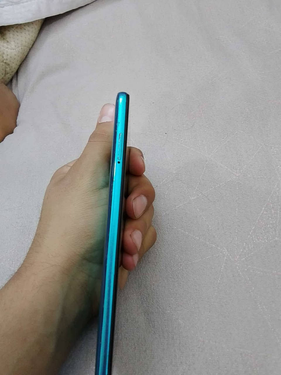 سلام عليكم جهاز ريدمي نوت 9برو للبيع الاستفسار 
على رقم وتساب موجود بي ***********
