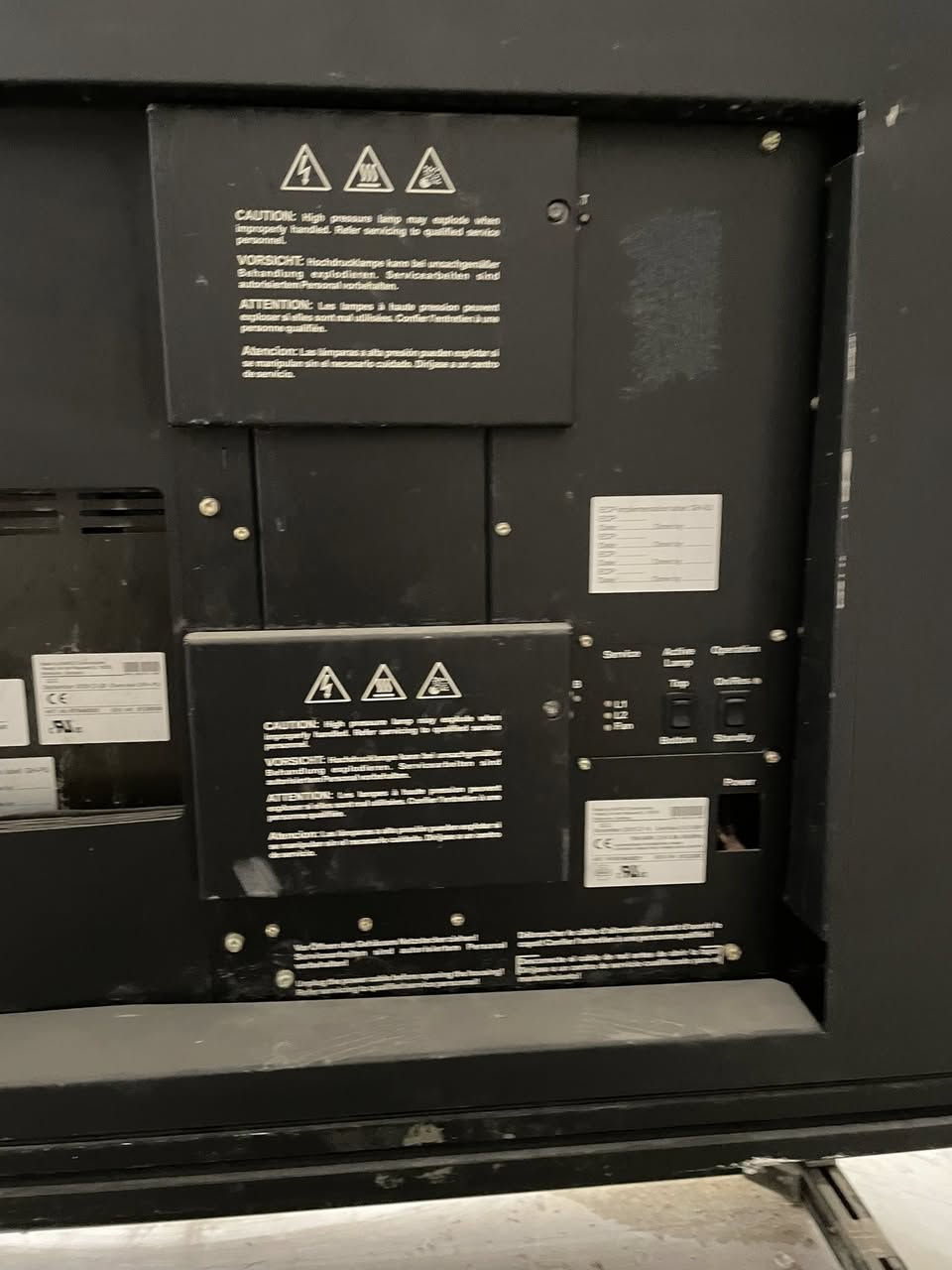 شاشة للبيع ***********
