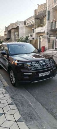 للبيع فورد اكسبلور فئةXLT موديل 2022 ضرر جاملغ الأمامي الايمن مبدل الب...