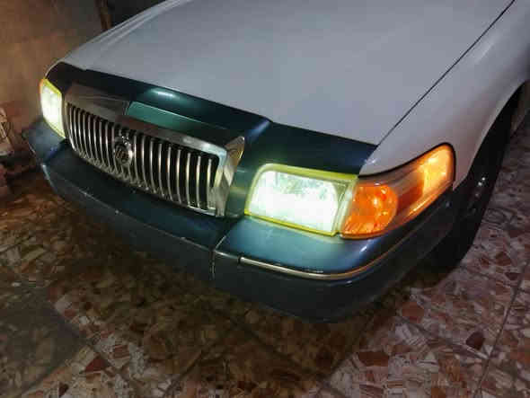 السلام عليكم ورحمة الله وبركاته
بجم ماركيز كامل امريكي اصلي للبيع
دعامية وگصة وشباك ولايتات وسكنات
السعر 450الف 
العنوان السماوة ***********
