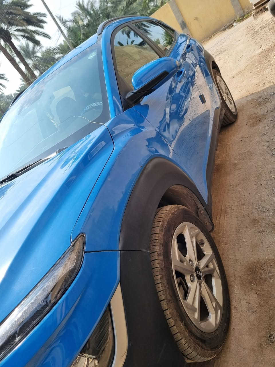 السلام عليكم .. عندي سيارة كونا لونها ازرك موديل 2022 رقمها اربيل بسمي تحويل مباشر حادثها جاملغ امامي والصندوك كلش نظيفه السعر بالاتصال على هذا الرقم *********** بي واتساب
