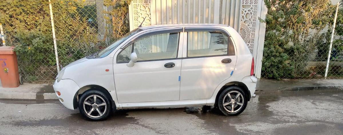 للبيع شيري كيو كيو موديل 2013
مشروع وطني قادسيه 
مكينه وكير جدد 
كهربايات كلهة شغاله 
تبريد شغال/ سياره مال جني 
السعر 23 ورقه 
مكاني بغداد 
***********
