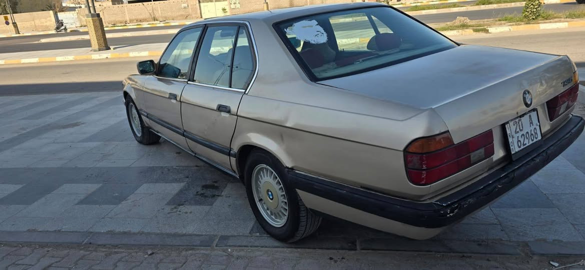 السلام عليكم شباب بي ام مديل 92بأسمي السيارة ثاني يوم مداورمكينة كير كفالة حدادية جاهزة السيارة من كلشي مكاني ناصريه مركز رقم
***********
سعر 47
وبيها مجال
