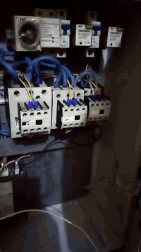 من رخصت مسول الكروب الحترم
بورد البيع جاهز جيب وشد مواد اصليه التوصل وات ساب ***********
