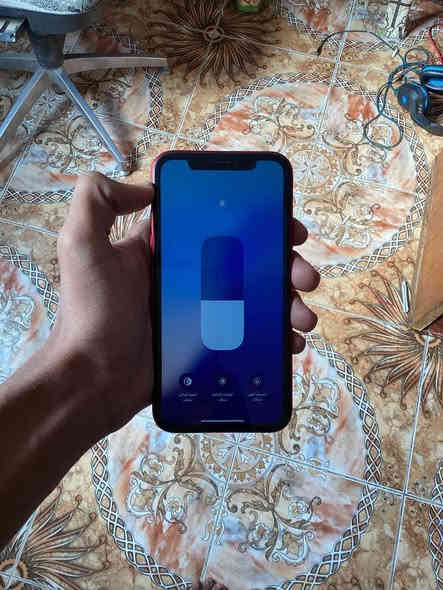 ايفون xr ما مبدل ولا قطعه بي وتر بروف بطاريه 83 فيس ايدي شغال كله على ضمانتي سعرا 160 بي مجال مكاني حبيبيه ***********
