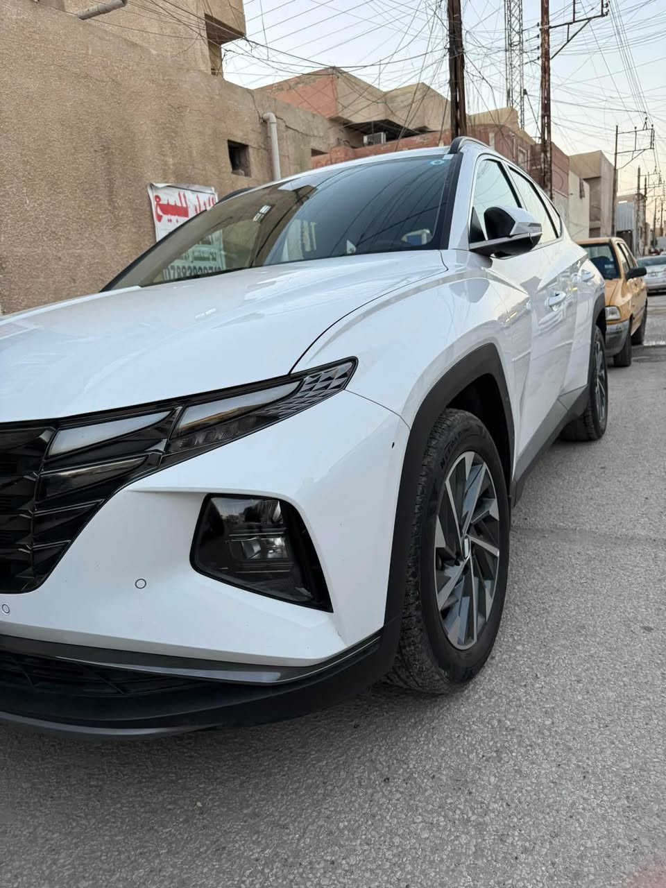 للبيع توسان 2024مكفوله عام  نص فول رقم الهاتف ***********
