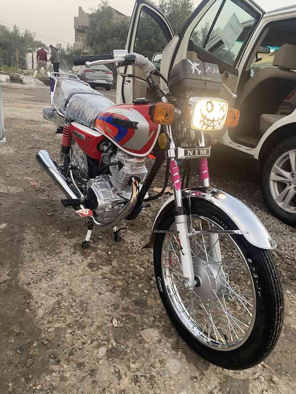 سلام عليكم دراجه نامه للبيع موديل 25 دراجه زيرو مكفوله كفاله عامه من الشخط محرك خير من الله ما مفتوح دراجه ما بيهه نقص لو برغيً ومال جناي أوراق كامله السعر 700 وبيهه مجال حك الجيه الستفسار ***********  أخوتي رجأن المو شراي لا يتعبني وتحياتي
