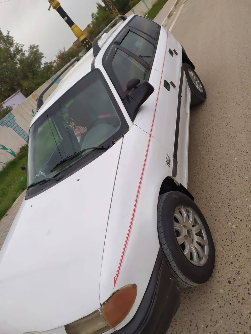 السلام عليكم اوبل استر للبيع موديل 1992 مكفوله من ضربه مكينه وكير خير من الله سياره جاهزه من كلشي رقم نجف السعر 28 وبيه مجال بسيط تصال عل رقم الهاتف 
*********** سياره مال جناي 
.
