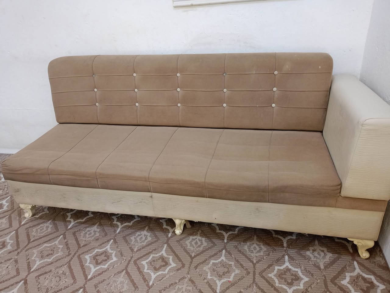 ديوان للبيع تسكام قوي مستعمل  12مقعد  سعره  300 الموشراي لا يدخل خاص


**إذا كنت صاحب هذا الإعلان وتريد حذفه لأي سبب، رجاءا أرسل رسالة إلى الدعم الفني**